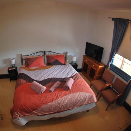 Historic Star Lodge And Station Masters House Narrandera Quarto foto