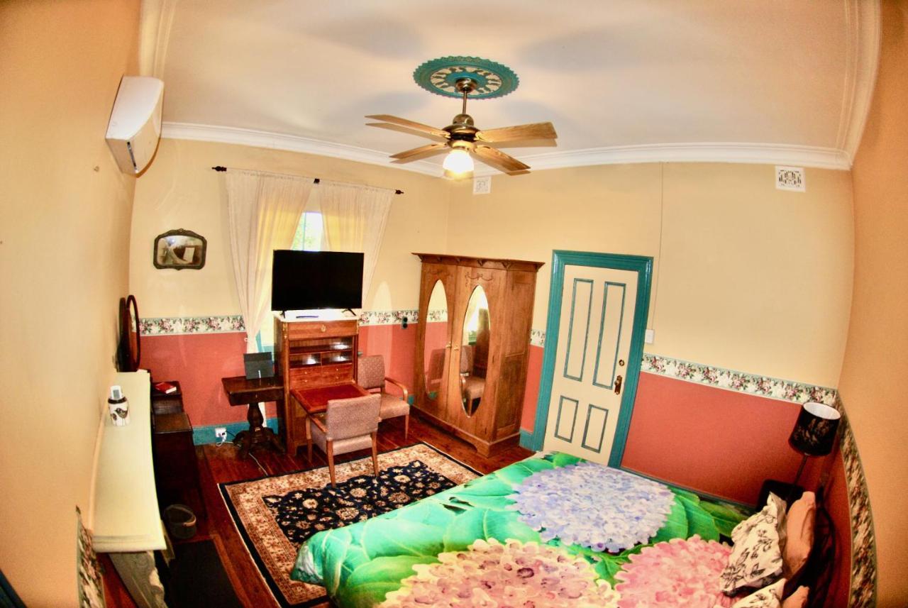 Historic Star Lodge And Station Masters House Narrandera Quarto foto